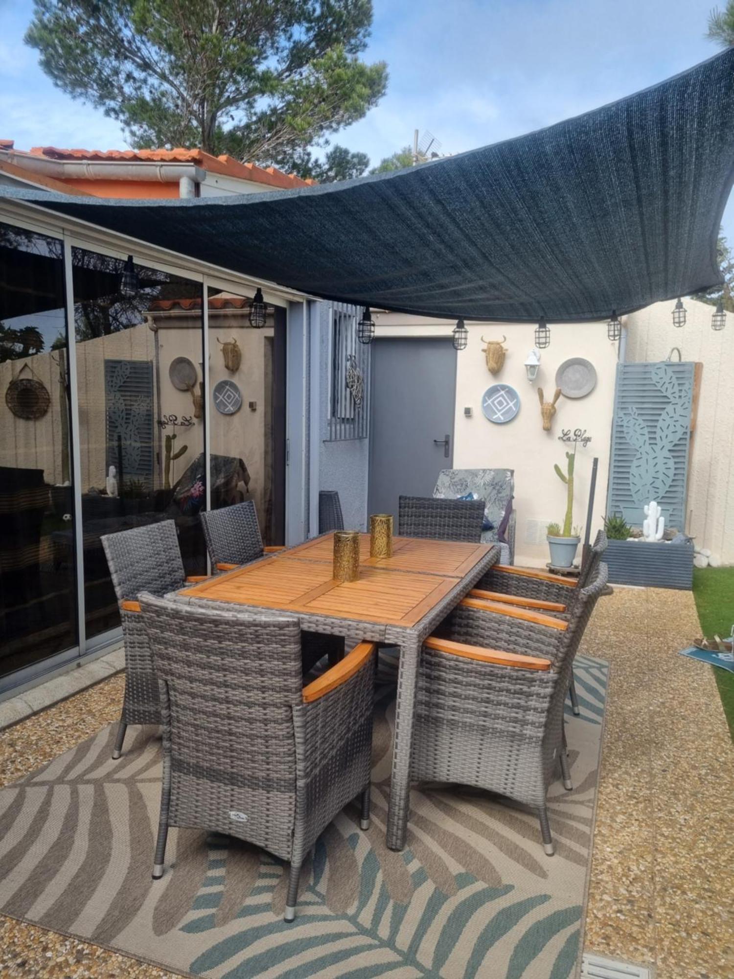 Torreilles Plage: Villa Atypique Bord De Mer Mediterranee Exterior photo